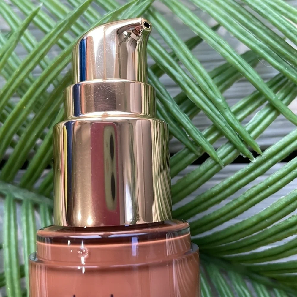 NIB Tarte Face Tape Vegan Foundation in Rich Sand